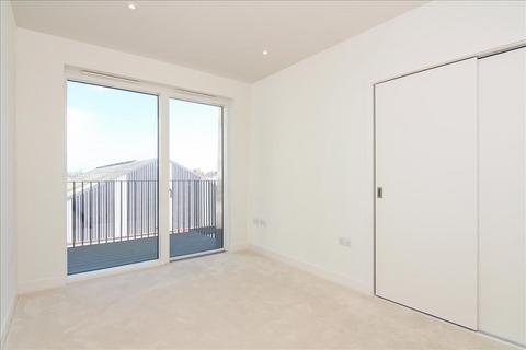Flat 14, Boiler House, 2 Material Walk, Hayes, UB3 1DZ