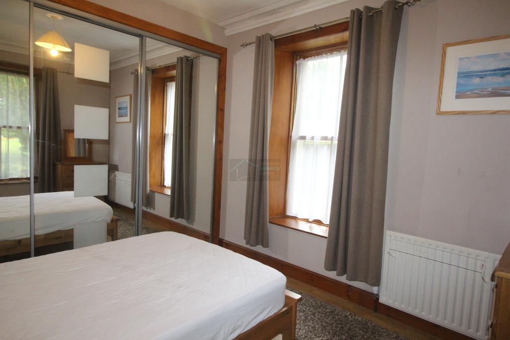 Bedroom 1a.JPG