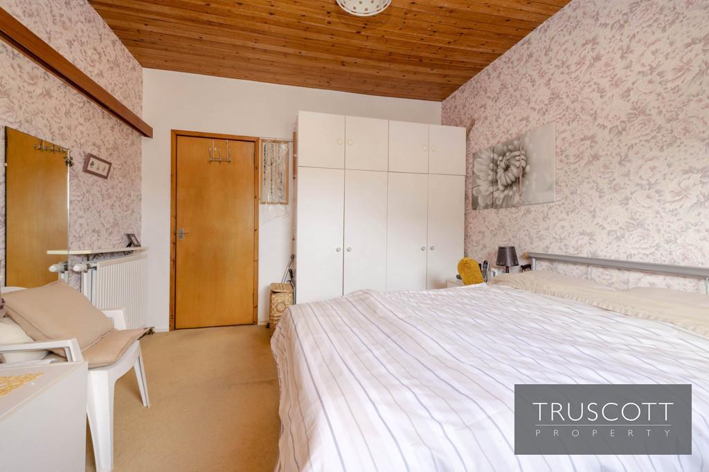 Double Bedroom 1