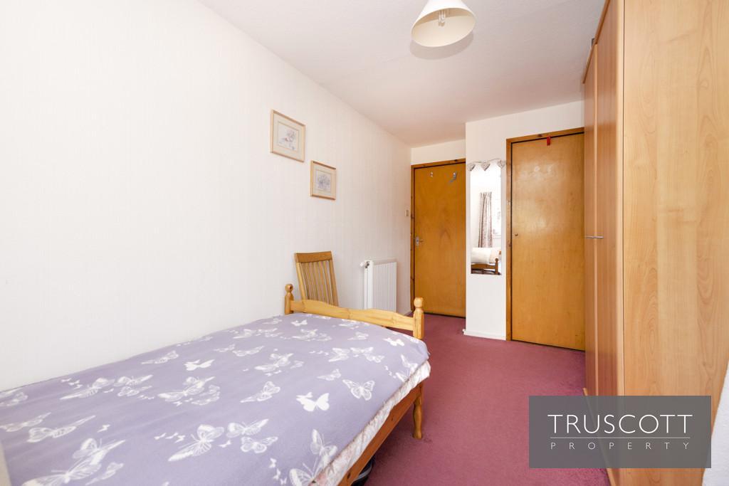 Double Bedroom 2