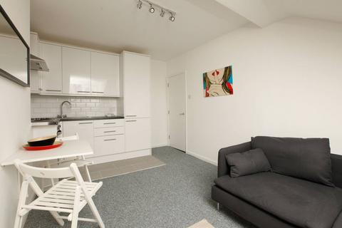 2 bedroom flat for sale, Eldon Park, South Norwood, London, SE25