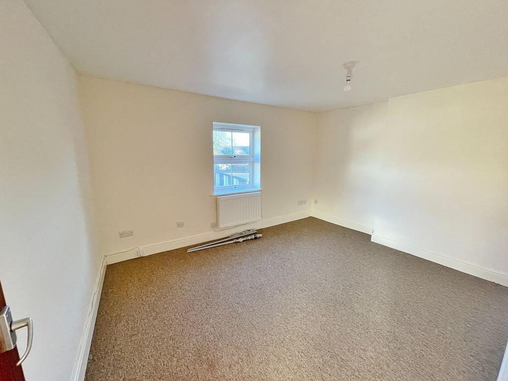 Flat, Wilton Post Office, Wilton, RossonWye 1 bed flat £500 pcm (£