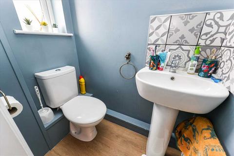 21 Adelaide Close, Waddington, Lincoln, LN5 9XN