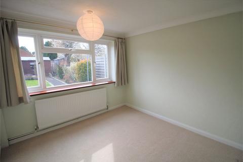 2 bedroom bungalow to rent, Moore Road, Berkhamsted, Hertfordshire, HP4
