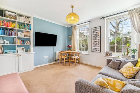 2 bedroom flat for sale, Eaton House, Vicarage Crescent, London