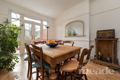 3 Rushcroft Road, London, E4 8SG