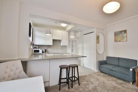 2 bedroom flat to rent, Latymer Court, Hammersmith Road, Hammersmith, W6