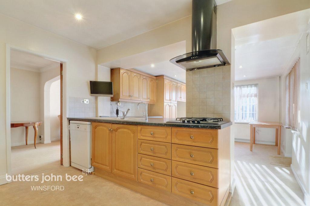Beeston Drive, Winsford 4 bed detached bungalow £320,000