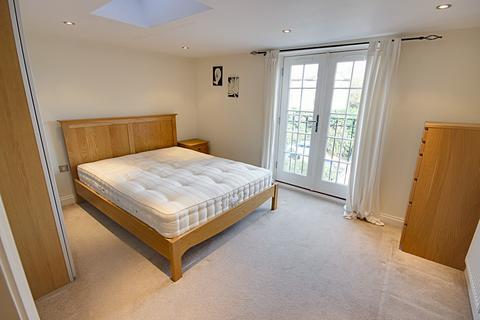 2 bedroom penthouse for sale, London Road, St Albans, AL1