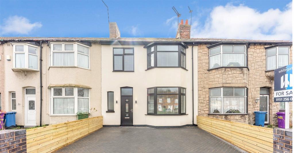 Queens Drive, Stoneycroft, Liverpool, Merseyside, L13 3 bed terraced