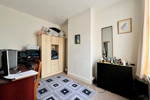 43 Stanhope Road, Northampton, NN2 6JU