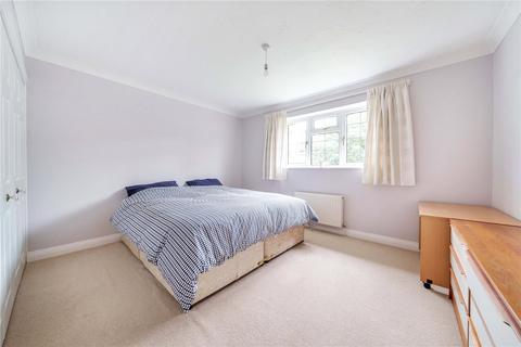 12 Firs Drive, Hedge End, Southampton, SO30 4QL