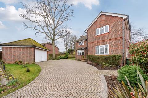 12 Firs Drive, Hedge End, Southampton, SO30 4QL