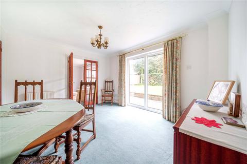 12 Firs Drive, Hedge End, Southampton, SO30 4QL