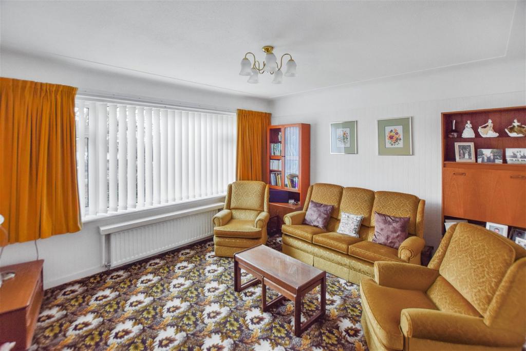 Clarence Avenue, Farnworth, Widnes 3 bed detached bungalow £360,000