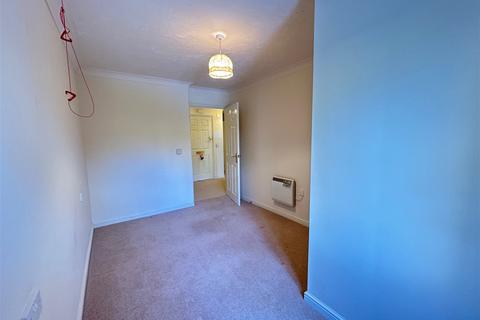 2 bedroom flat for sale - Blackstones Court, Stamford
