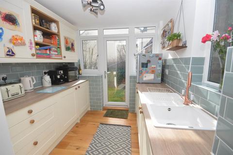 5 Burdon Crescent, Cleadon, Sunderland, SR6 7RX