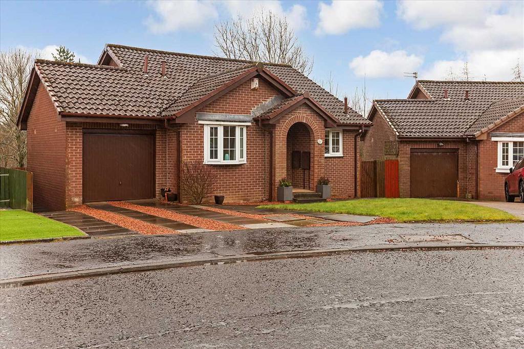Bressay, Stewartfield, EAST KILBRIDE 4 bed detached house for sale £