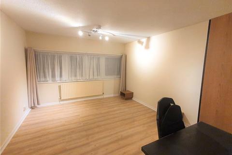 4 bedroom terraced house to rent - Brecon Close, Mitcham, CR4