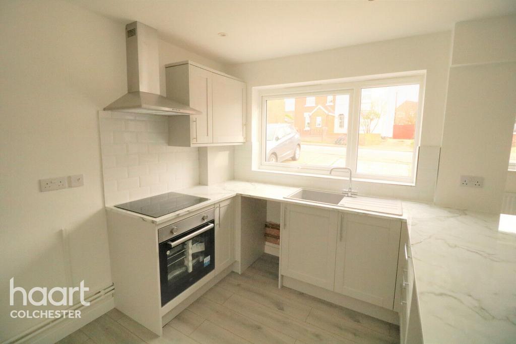 Harwich Road, Colchester 3 bed end of terrace house - £275,000