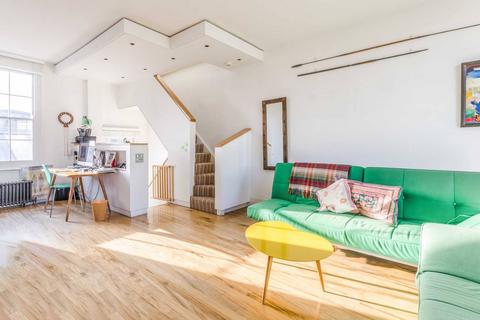 3 bedroom terraced house to rent - Arlington Avenue, Islington, London, N1
