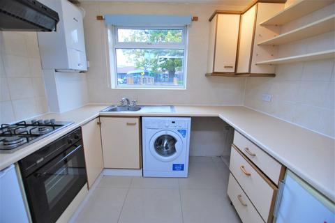 1 bedroom apartment to rent, Larch Avenue, Guildford, Surrey, GU1