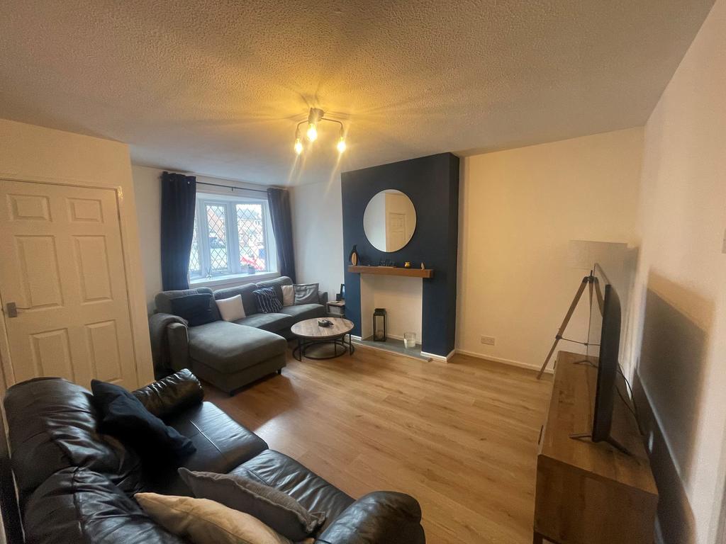 Melbeck Drive, Ouston, Chester Le Street, Durham, DH2 1TL 3 bed semi