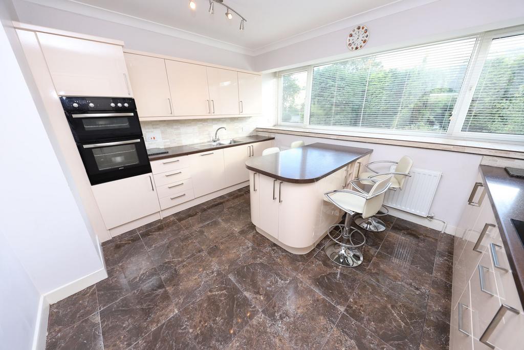 Penywaun, Aberdare CF44 4 bed detached house for sale £499,995