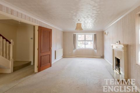 12 Beaver Close, Colchester, CO3 9DZ