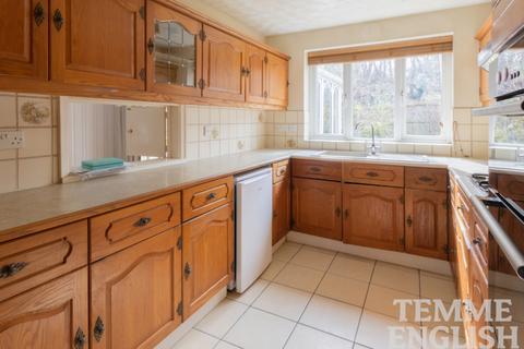 12 Beaver Close, Colchester, CO3 9DZ