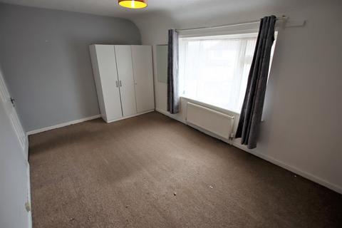 6 Wix Road, Dagenham, RM9 6BJ