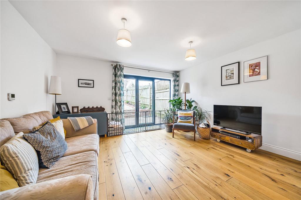 Bridgend, Carlton, Bedford... 3 bed semidetached house £375,000