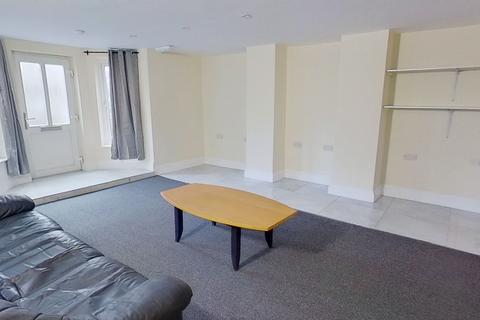 1 bedroom flat to rent - Regent Park Terrace, Hyde Park, Leeds
