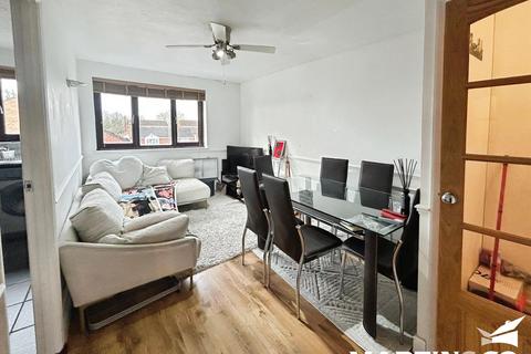 1 bedroom apartment to rent, Henniker Gate, Chelmsford