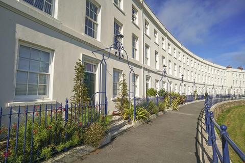 4 Gwarak Riel, Truro, TR1 1FB