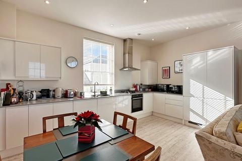 4 Gwarak Riel, Truro, TR1 1FB