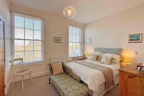 4 Gwarak Riel, Truro, TR1 1FB