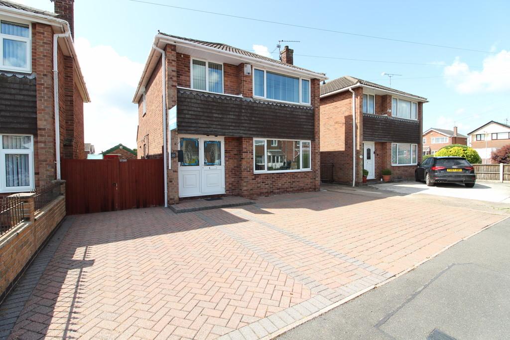 Enderby Crescent, Gainsborough 3 bed detached house for sale £219,950