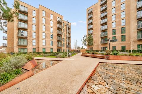 1 bedroom flat for sale, Slough,  Berkshire,  SL1