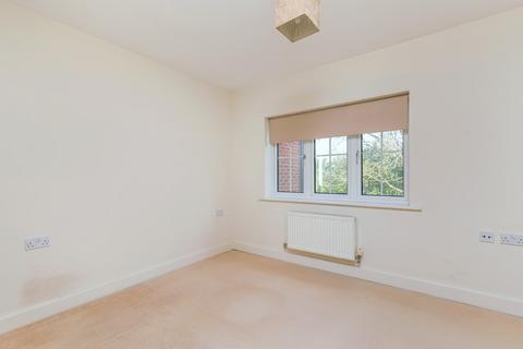 2 bedroom flat to rent, Grove Place, Winchester, SO22