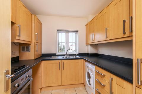 2 bedroom flat to rent, Grove Place, Winchester, SO22