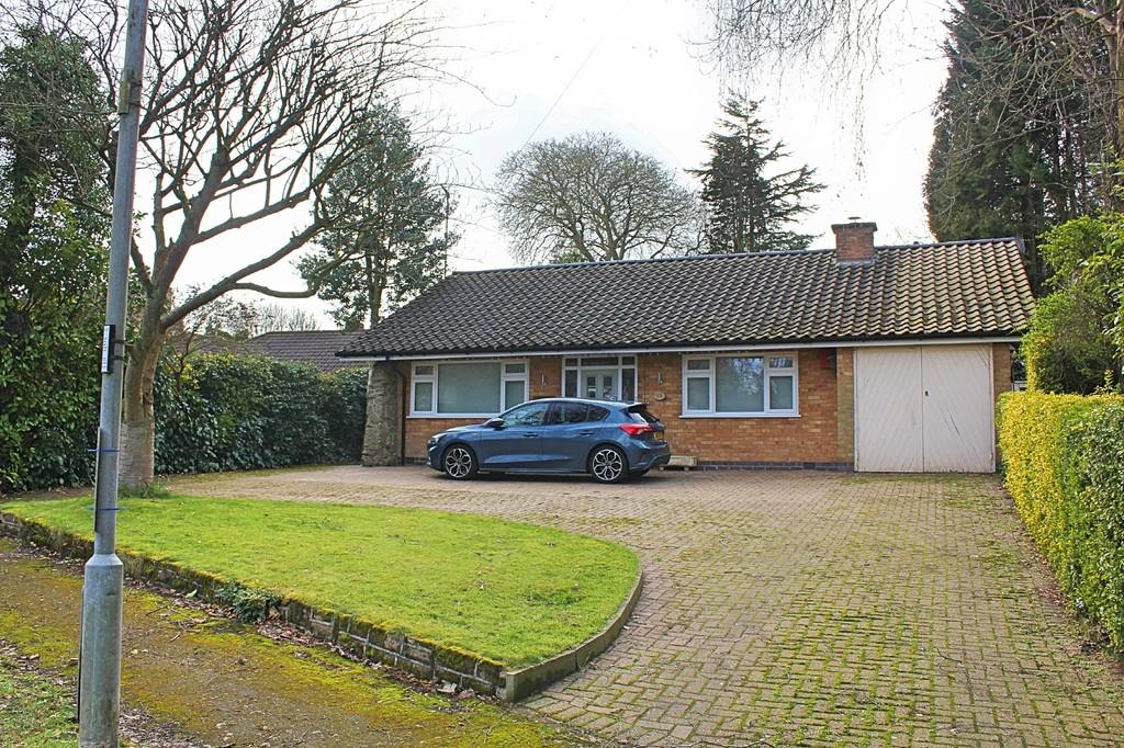 The Oval, Oadby 2 bed detached bungalow for sale £450,000