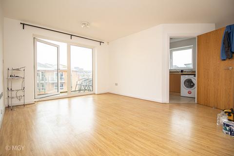 2 bedroom apartment to rent, Vienna House, Century Wharf, Cardiff