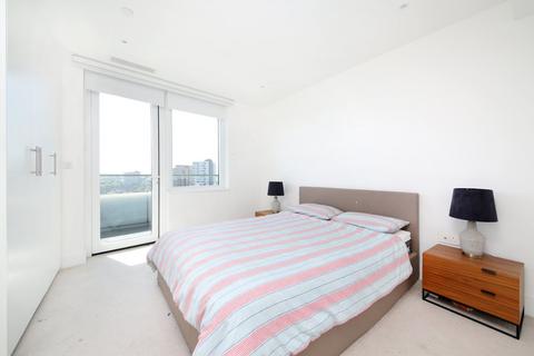 2 bedroom flat for sale, Lombard Wharf, 12 Lombard Road, London