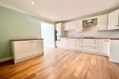 5 Acacia Terrace, Cleethorpes, DN35 8BA