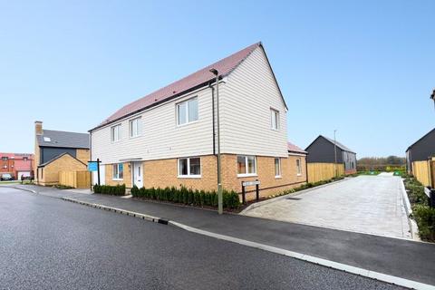 4 bedroom detached house for sale, Exbury Crescent, Cranleigh