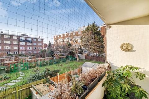 Flat 5, Stockton House Ellsworth Street, London, E2 0AY