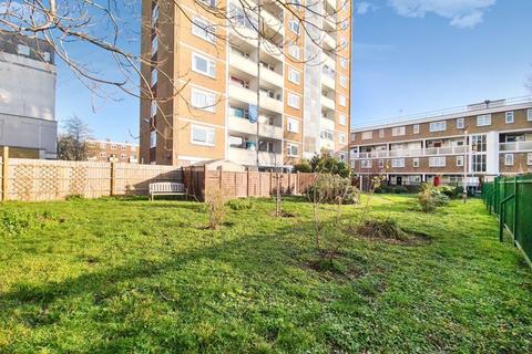 Flat 5, Stockton House Ellsworth Street, London, E2 0AY