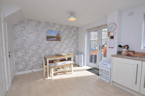 22 Swallow Crescent, Whitby, YO22 4QR
