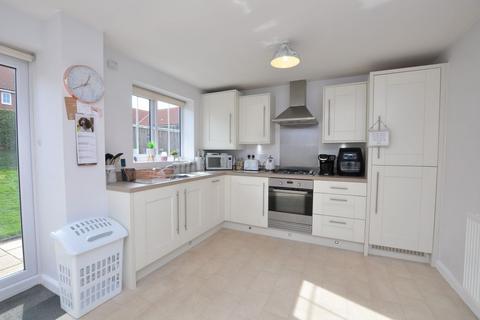 22 Swallow Crescent, Whitby, YO22 4QR